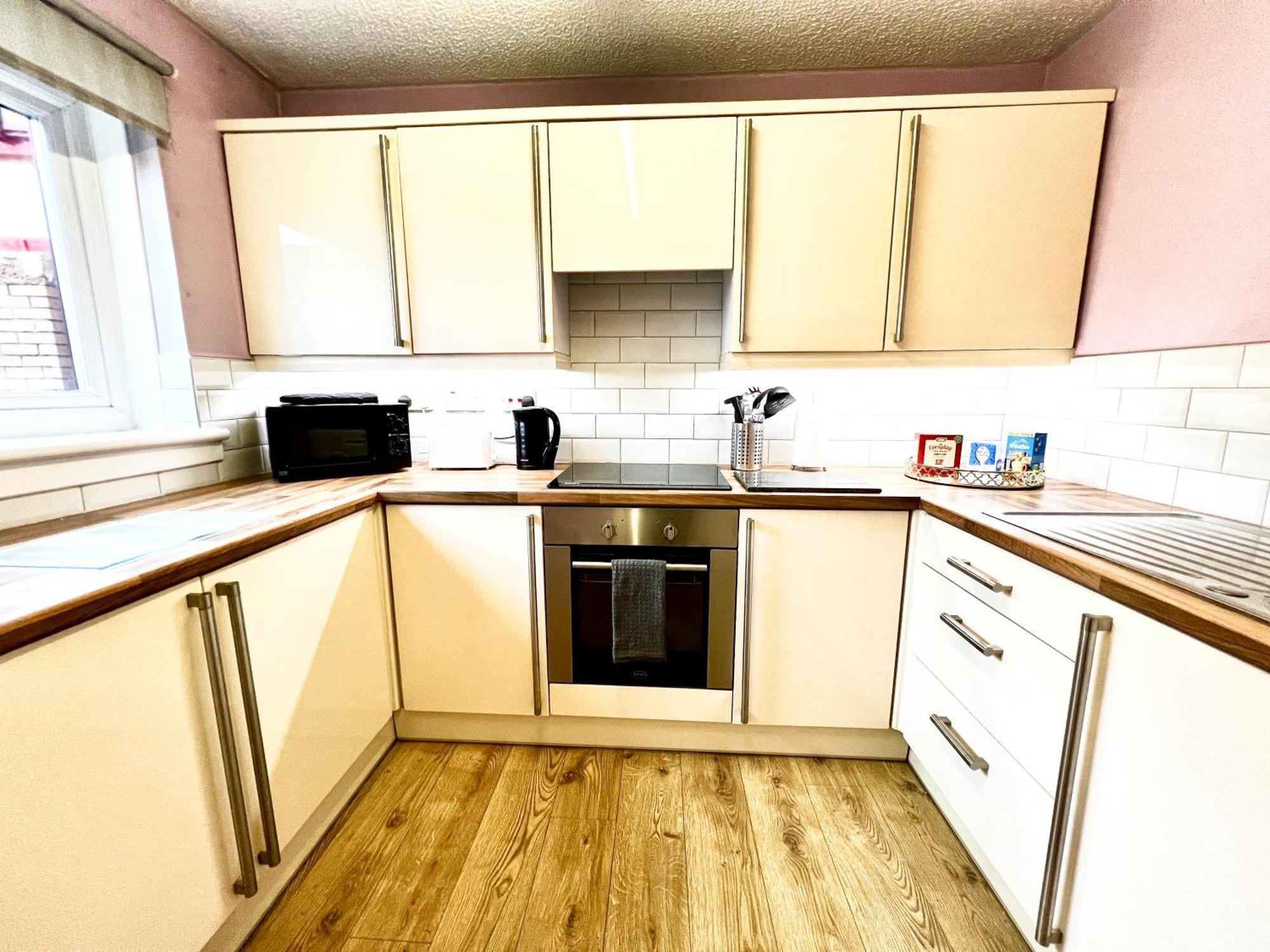 Ground Floor Flat With Free Parking & Wifi Apartment Glasgow Exterior foto
