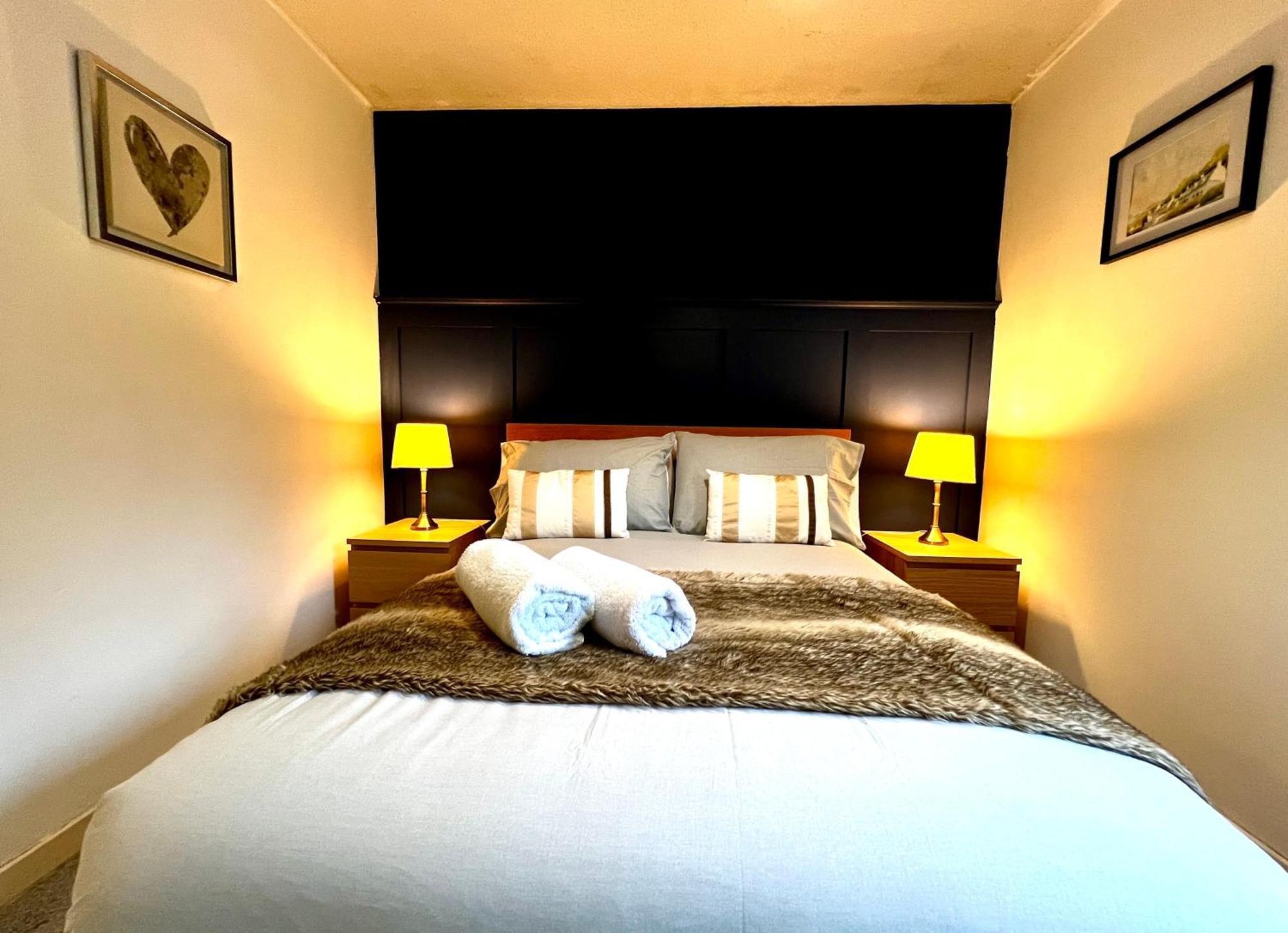 Ground Floor Flat With Free Parking & Wifi Apartment Glasgow Exterior foto